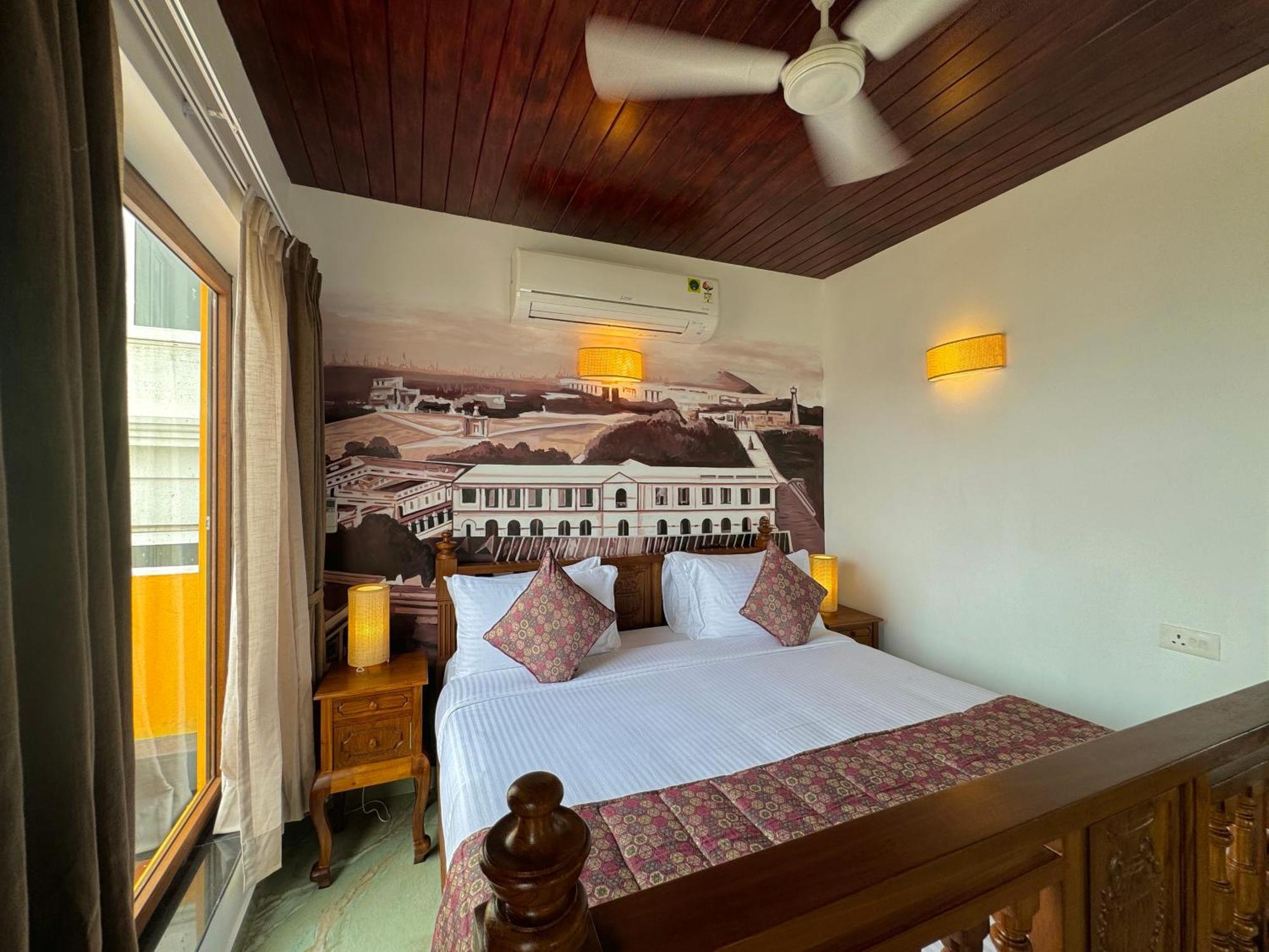 La Plage Seaview Suites ポンディシェリ エクステリア 写真