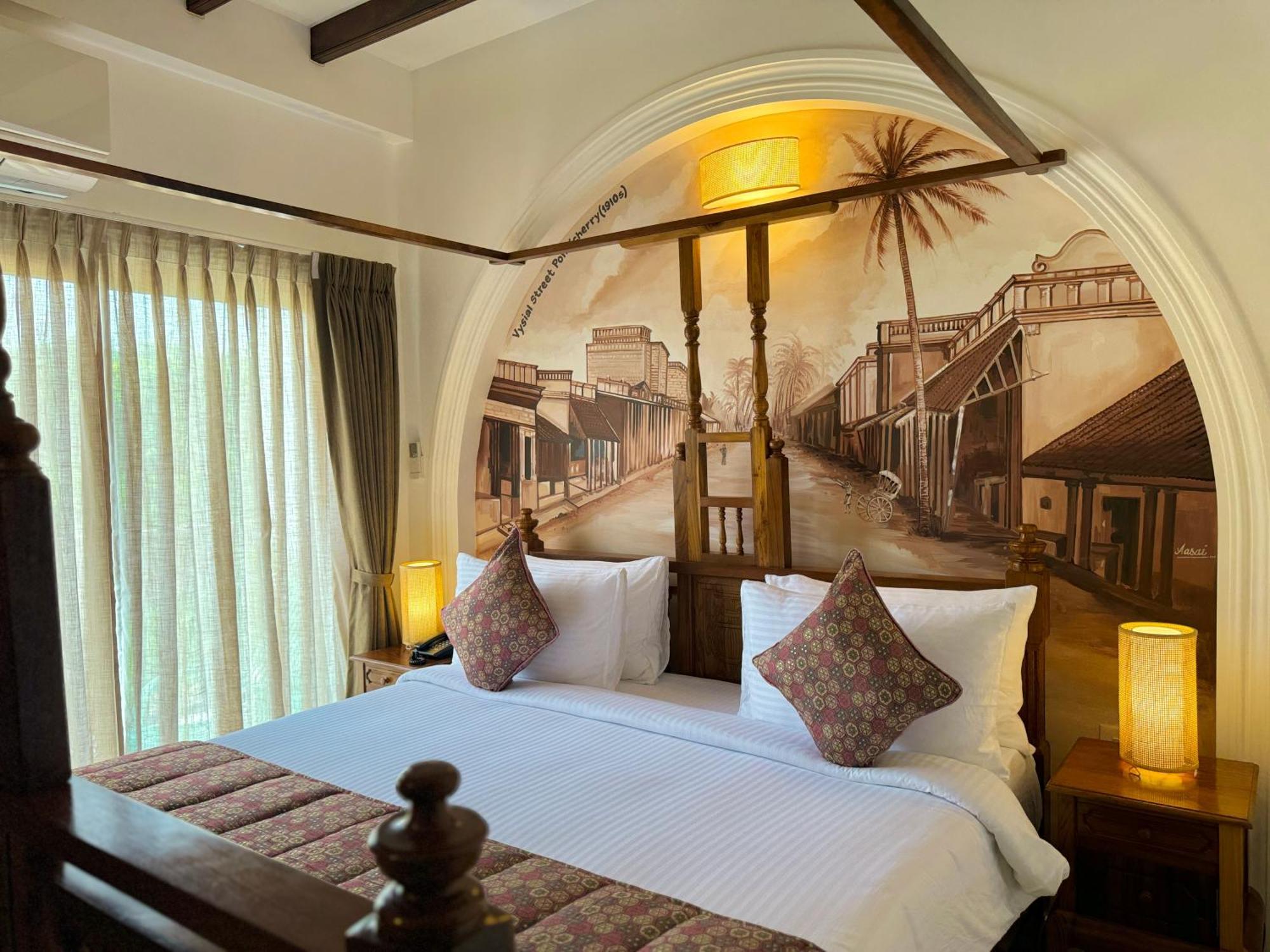 La Plage Seaview Suites ポンディシェリ エクステリア 写真